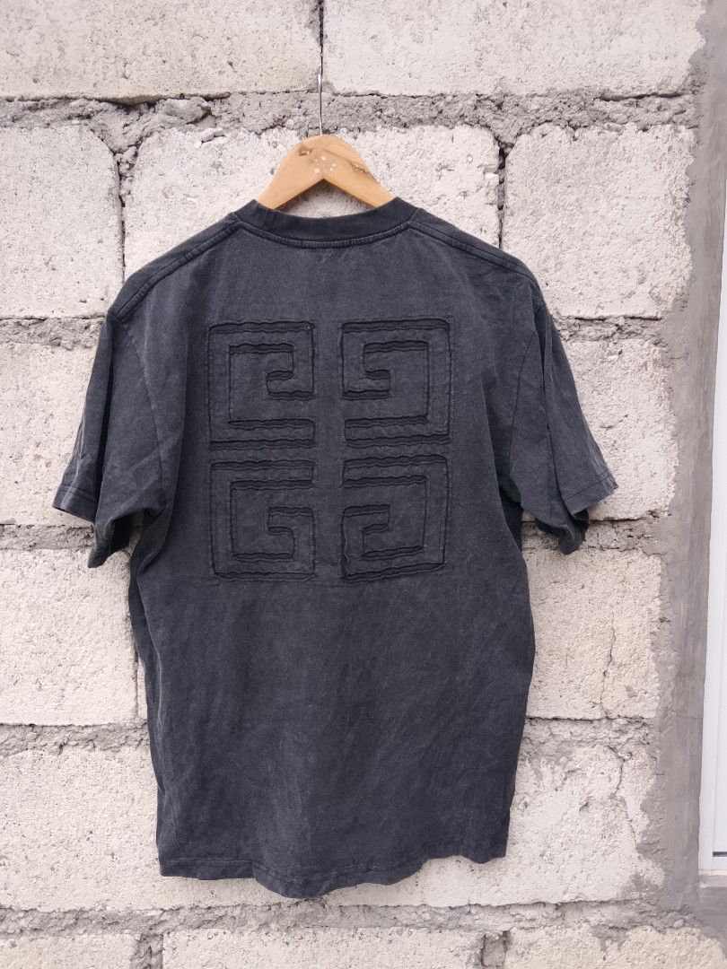 Givenchyy acid wash tshirt (Category: Activewear) located in Bayombong. Submitted by jeffreybee (Listing ID 1457656398, Image 2). Description: 28 Length 21 width upto 23 NO ISSUE NO FLAWS.