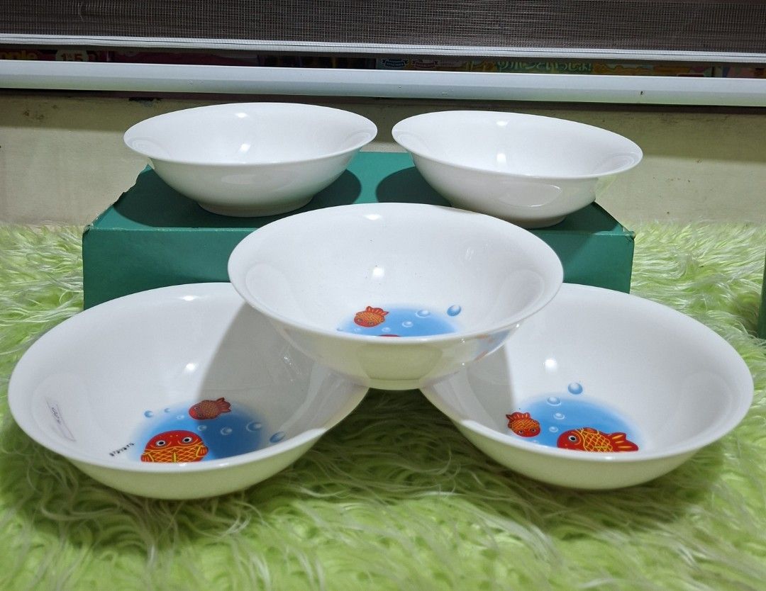Goldfish Deep Dessert Plate / Bowl (Category: Dinnerware & Cutlery) located in Manila. Submitted by happywindmarlyn (Listing ID 1457629243, Image 2). Description: - Japanese Vintage Kingyo( goldfish) deep dessert plate / soup bowl.( 5pcs.) - comes in its original box. - great for gifting..