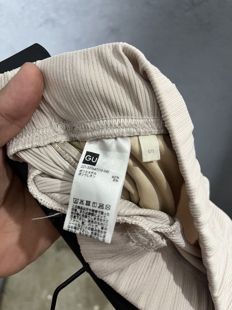 GU Ribbed Flare Pants Beige Size S (Category: Other Bottoms) located in Famy. Submitted by basicthrifted (Listing ID 1457568018, Image 3). Description: - Beige ribbed flare pants from GU - Comfortable elastic waistband - Stylish split hem detail - Super comfy and versatile for casual or dressed-up looks - Size S.
