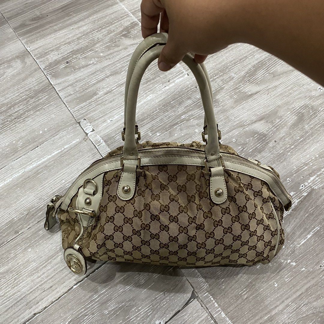 Gucci Sukey Boston (Authentic) (Category: Luxury Bags & Wallets) located in Batad. Submitted by .dresshttps (Listing ID 1457578968, Image 1). Description: Rank A/B Sign of used No major flaws.