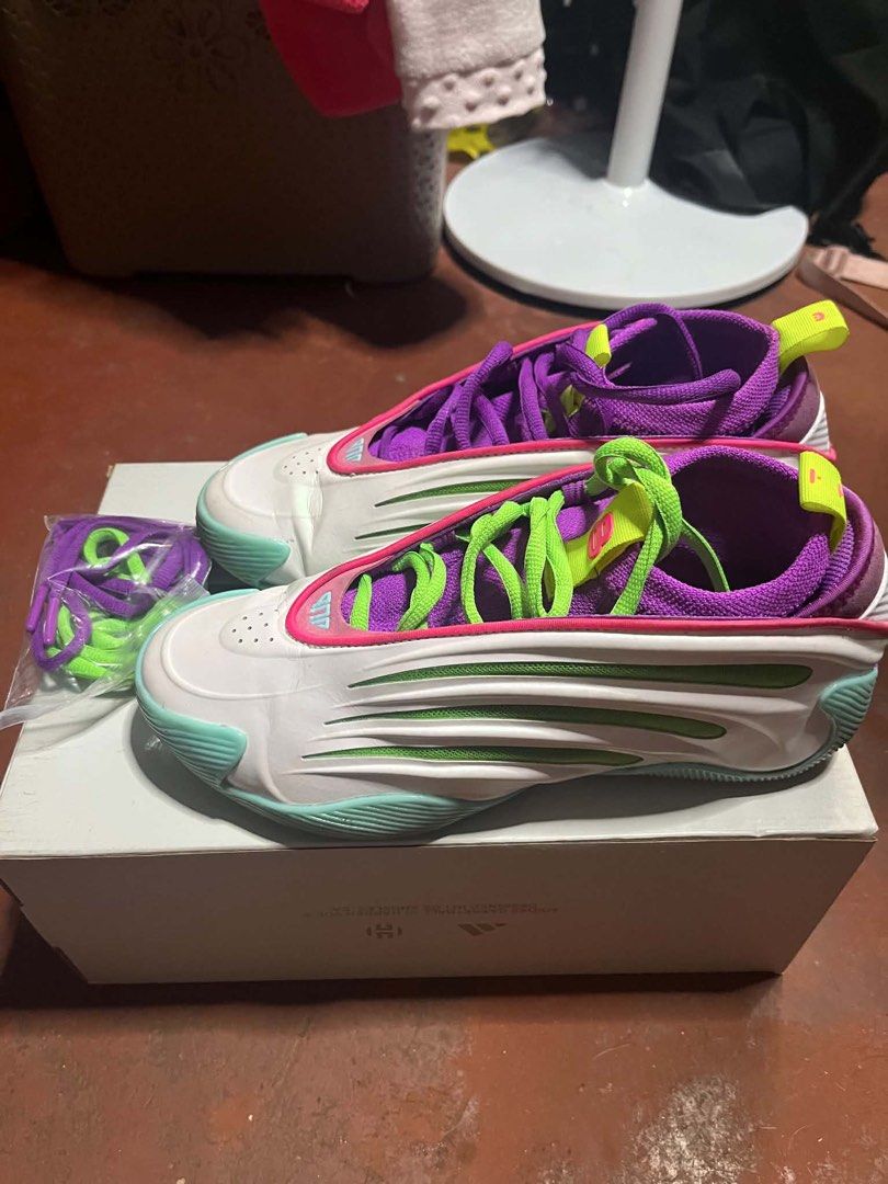 Harden Vol 9 (Category: Sneakers) located in Baguio. Submitted by turonnn (Listing ID 1457645089, Image 3). Description: only used in indoor courts extra laces.