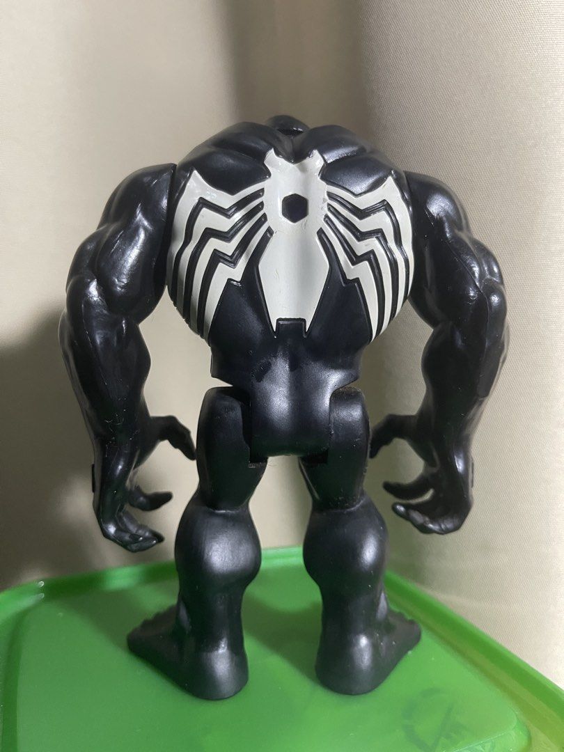 Hasbro Venom Action Figure Toy Marvel (Category: Figurines & Statues) located in Caloocan City. Submitted by thegardner (Listing ID 1457633165, Image 3). Description: WYSIWYG 13 cm slight discoloration and scratches due to age loc: caloocan south (malapit sa monumento) mop: gcash only, pay first basis mod: lalamove, shipping fee will be paid by the buyer.