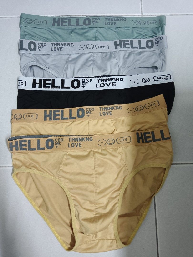 Hello brand (Category: New Underwear) located in Kuala Lumpur. Submitted by calmdeer.89e8d1 (Listing ID 1457550421, Image 1). Description: mix saiz ambil semua sye bagi harga jackpot.