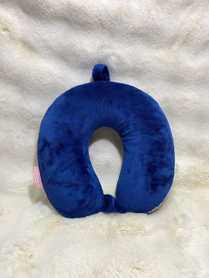 Hello kitty travel neck pillow (Category: Travel Essentials & Accessories) located in Kalibo. Submitted by ollie_stuffshop (Listing ID 1457542238, Image 2). Description: Before you send your inquiries: ❗️Last Price is already posted ❗️Manage your expectations, WYSIWYG ❗️May need washing ❗️Shipping day is every Sunday.