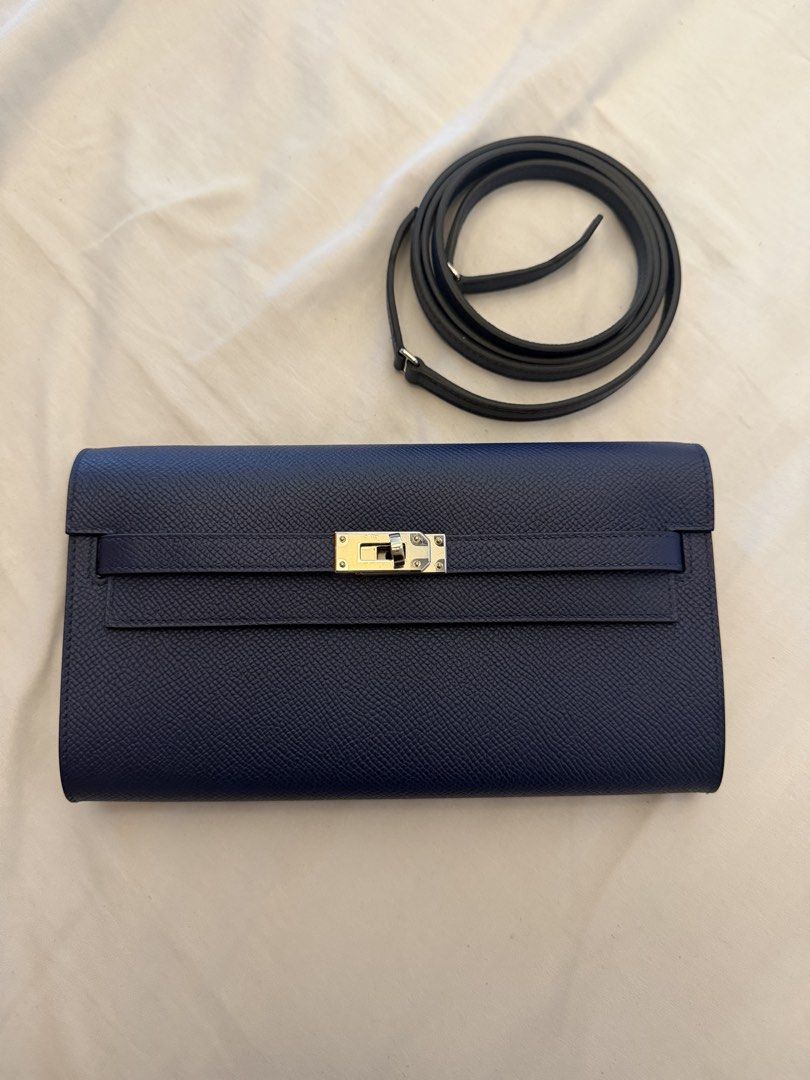 Hermes Kelly To Go (Category: Luxury Bags & Wallets) located in San Juan City. Submitted by andyjtan (Listing ID 1457642458, Image 1). Description: Hermes Kelly To Go Pm for details.