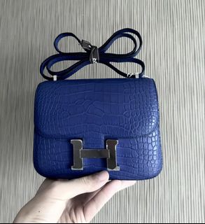 （分類：）位於 。 由 bellize.luxury 提交（商品編號 1457687245，圖片 1）。簡介： 。