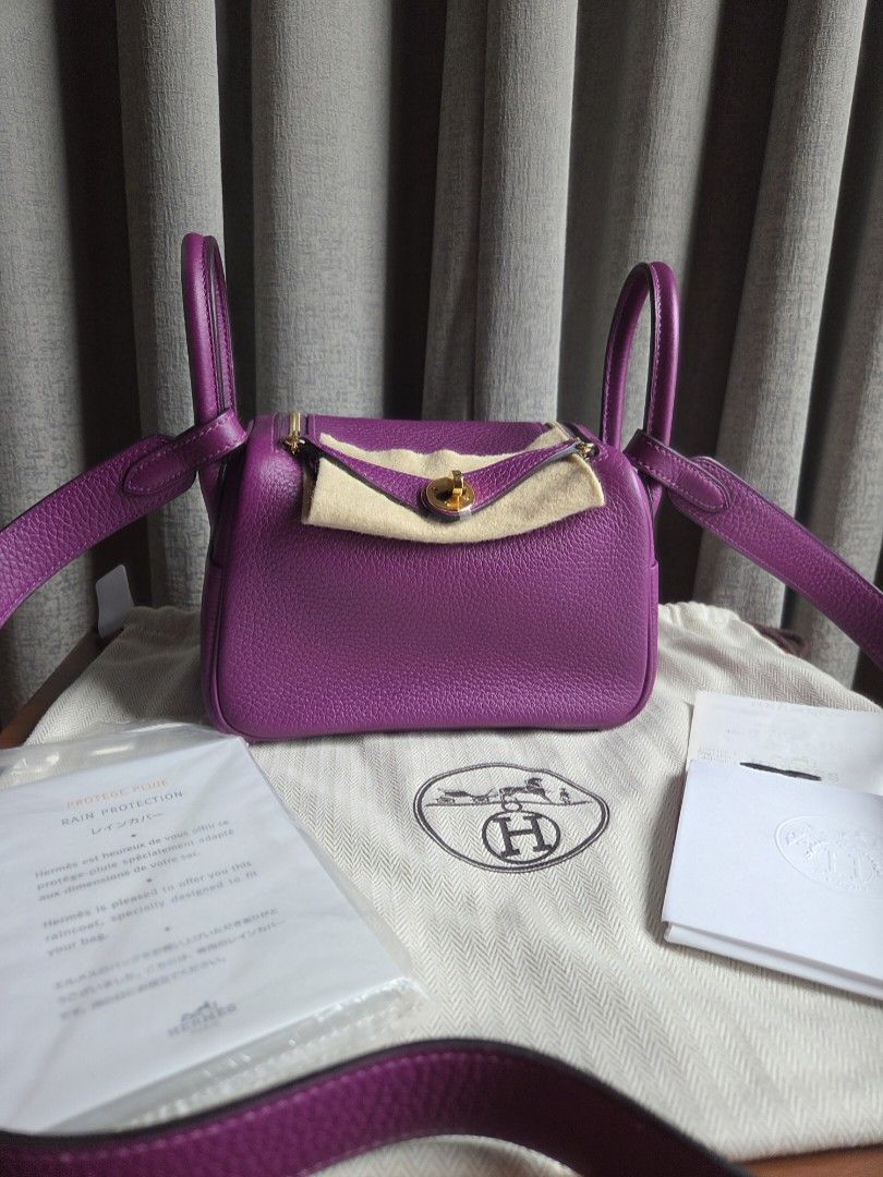 Hermes Mini Lindy Anemone GHW Z (Category: Luxury Bags & Wallets) located in Quezon City. Submitted by shop.mar.go (Listing ID 1456821989, Image 1). Description: hermes mini lindy stamp Z anemone color in gold hardware comes with dust bag, rain coat, booklet and receipt..