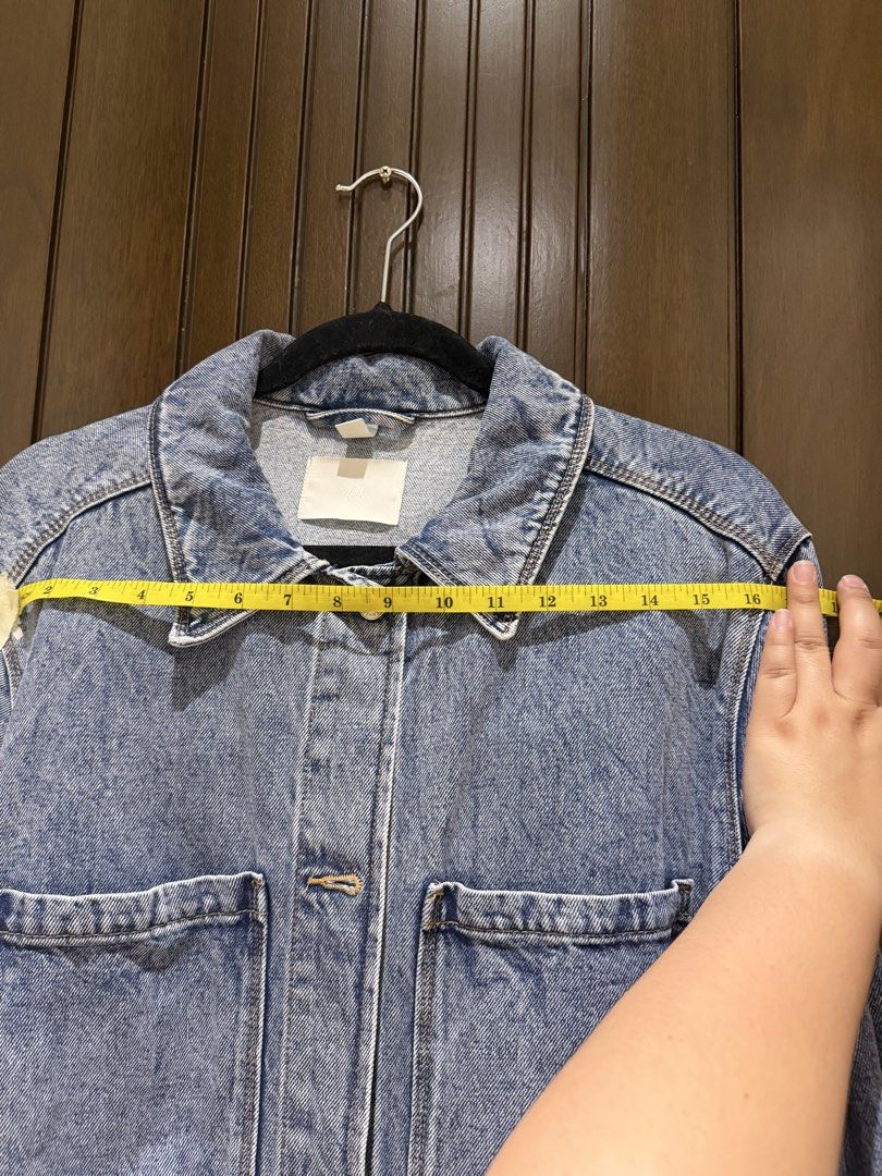 H&M Denim Jacket - Blue - Size L (Category: Coats, Jackets and Outerwear) located in Manila. Submitted by shopkatrina (Listing ID 1457605917, Image 3). Description: Brand: H&M Size: L Color: Light Wash Denim Relaxed/oversized denim jacket with two large front pockets and button closure. Easy everyday layering piece. Approx. measurements: Chest: 24–25” across Length: 22” Please refer to photos for actual condition. P.S. Measurements are taken manu