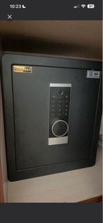 (Category: ) located in . Submitted by ss7183 (Listing ID 1457579114, Image 1). Description: .