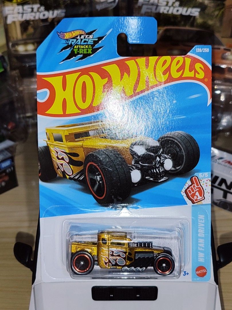 Hot Wheels Boneshaker Gold // 130php (Category: Vehicle & Diecast Models) located in Quezon City. Submitted by edrielgp (Listing ID 1457535910, Image 2). Description: Hot Wheels Boneshaker Gold // 130php Payment - gcash or gotyme Meet up by schedule Location: Wilcon City Center Visayas Ave., Quezon City Delivery - jnt wed and friday lbc & lalamove everyday..