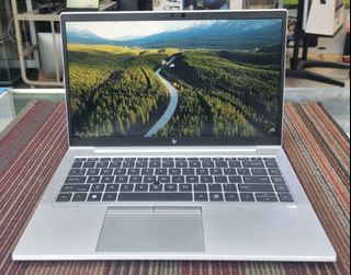 (Category: ) located in . Submitted by tech_laptops.sg (Listing ID 1457559283, Image 1). Description: .