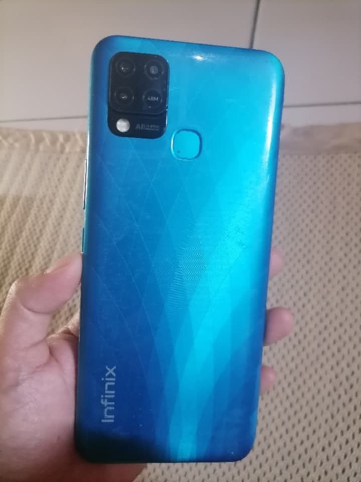 Infinix Hot 10s 6/128 (Category: Samsung) located in Taguig. Submitted by nightwish17 (Listing ID 1457708336, Image 3). Description: Issue: No sound and hindi na gumagana volume button pero pwede gamitan ng accessibility settings sa phone. Sign of usage dents sa back and sides. Free bluetooth headphone Fix price.