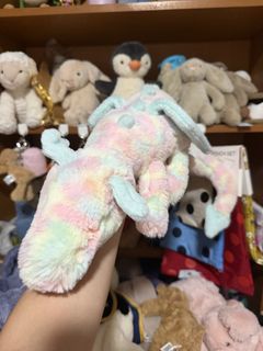 (Category: ) located in . Submitted by pasarbuysg (Listing ID 1457628305, Image 1). Description: .