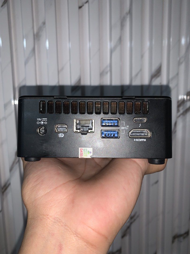 Intel Nuc SWNUC11PAHi7000 (Category: Desktops) located in Manila. Submitted by takitanaka (Listing ID 1457673350, Image 2). Description: Intel Nuc SWNUC11PAHi7000 I7 11th Gen 16gb ram 256gb ssd Windows 11 pro MS Office Personal or Office Plug and Play 🖥️.