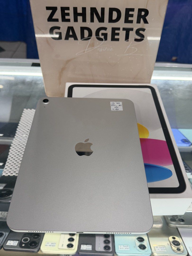 iPad 11th Gen 256GB WIFI (SLIGHTLY USED) (Category: iPad) located in San Juan City. Submitted by desireebayal96 (Listing ID 1457666826, Image 2). Description: iPad 11th Gen * 256GB * WIFI ONLY * 99% SMOOTH * NO ISSUE * NO HISTORY OF REPAIR * NO ICLOUD ISSUE * WORKING TRUETONE & FINGERPRINT * WITH REPLACEMENT 20W SET CHARGER * WITH BOX SAME SERIAL OPEN FOR COD SAME DAY DELIVERY PLUS SHIPPING FEE MESSAGE ME DIRECTLY FOR MORE INFO Store located📍2nd