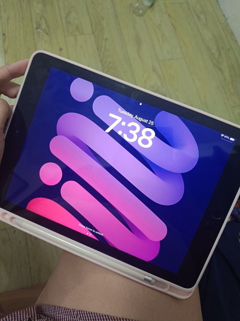 Ipad 6th gen with case and pencil (Category: iPad) located in Makati City. Submitted by cornelionana (Listing ID 1457626539, Image 1). Description: Ipad 6th Gen 32gb Matagal Malowbat Mabilis No issue With Finger print Comes with Pencil (not apple pencil) Charger and Case Bawal lang ireset and no sim 5000 last price wala napo tatawad awa nalng.