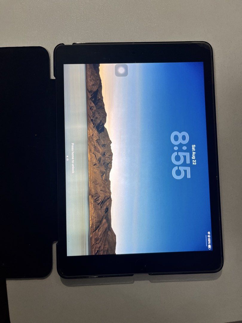 Ipad 9th Generation (Category: iPad) located in Cagayan de Oro. Submitted by arahcasino (Listing ID 1457539802, Image 2). Description: - iPad 9th Generation - Color: Space Gray - Storage: 64GB - Condition: Excellent, barely used - Includes protective black case (barely used) - open for nego.