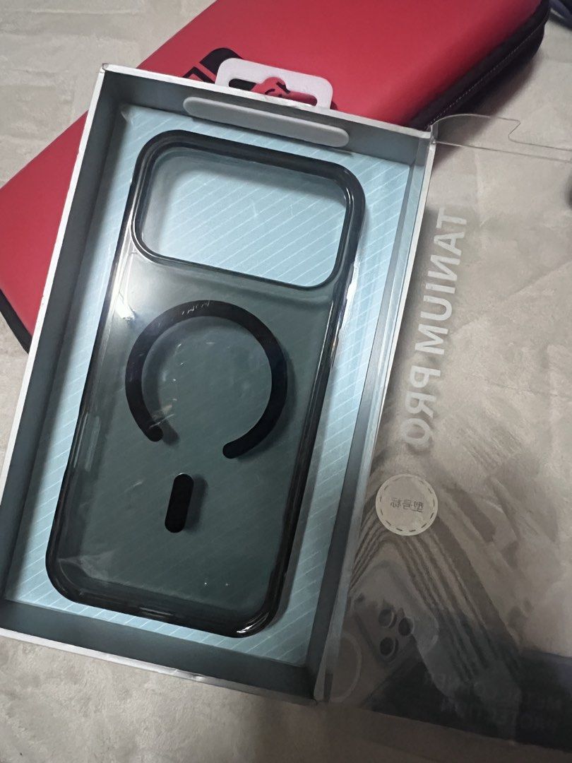 IPHONE 17 PRO MAX CASE (Category: Cases & Sleeves) located in Pasig City. Submitted by ischelle.16 (Listing ID 1457663816, Image 3). Description: FOR SALE: WIWU Case for iPhone 17 Pro Max ❣️599 only LP - Original price: ₱1,300 - Bought at SM Megamall - Used for 2 days only - Like new condition - With very slight scratch from MagSafe placement (see photos) 📍 Location: Rosario, Pasig PM! :).
