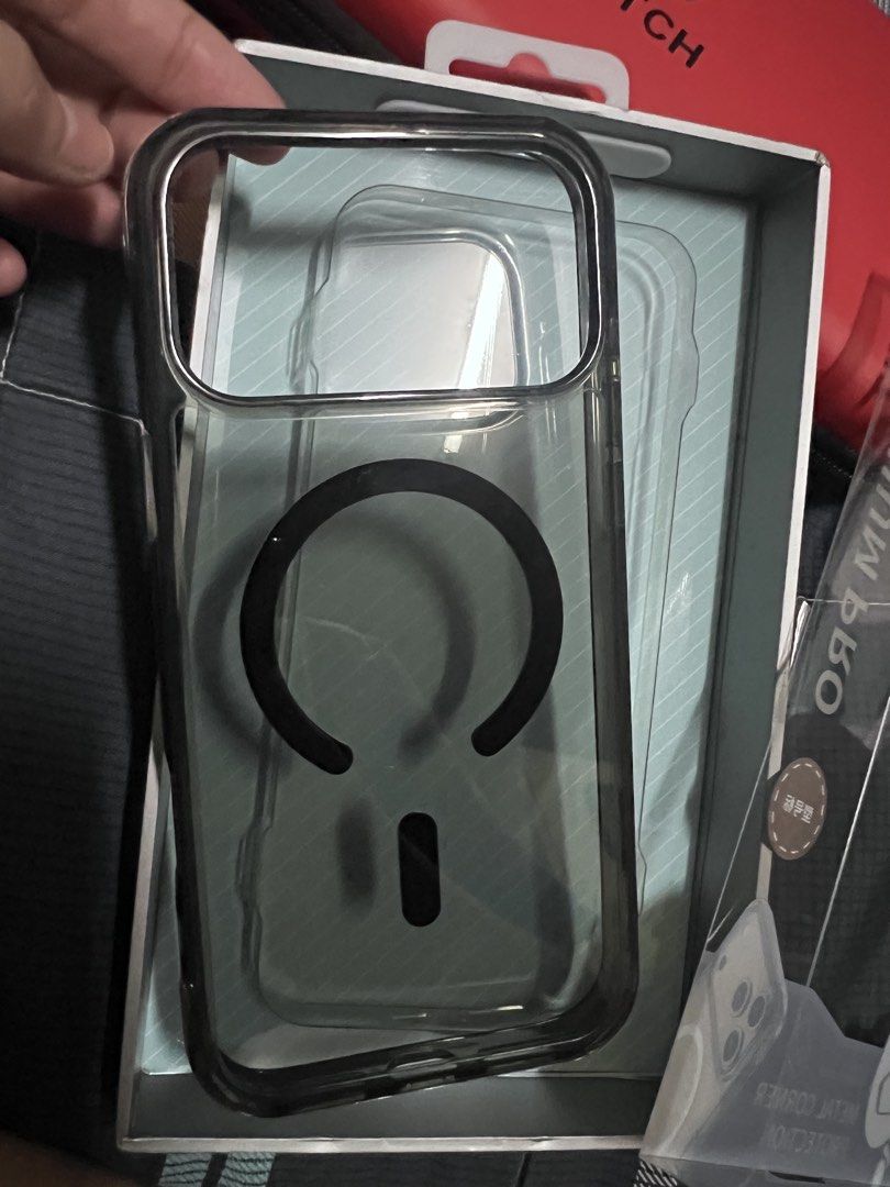 IPHONE 17 PRO MAX CASE (Category: Cases & Sleeves) located in Pasig City. Submitted by ischelle.16 (Listing ID 1457663816, Image 1). Description: FOR SALE: WIWU Case for iPhone 17 Pro Max ❣️599 only LP - Original price: ₱1,300 - Bought at SM Megamall - Used for 2 days only - Like new condition - With very slight scratch from MagSafe placement (see photos) 📍 Location: Rosario, Pasig PM! :).