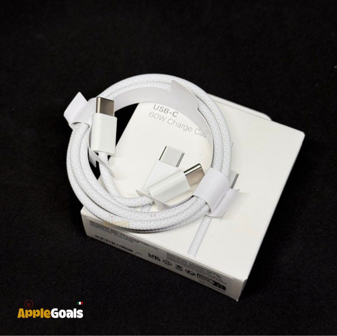 IPhone Charger 40Watts Adapter and 60w USB C Lightning (Category: Chargers & Cables) located in Manila. Submitted by chelshoptiqueph (Listing ID 1457576982, Image 2). Description: Brandnew Can Pick UP sa store.
