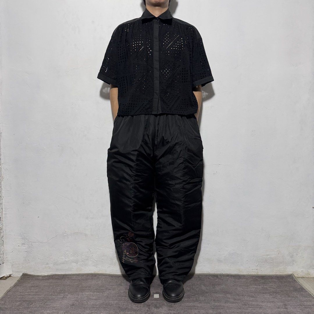 Japan style puffer baggy pants (Category: Activewear) located in San Carlos. Submitted by used.but.not.abused. (Listing ID 1457558355, Image 1). Description: Bottom: puffer with embroidery design japan style puffer baggy pants Waist-max garter: 26-46 Length: 39 Condition: 9/10 Issue: none.