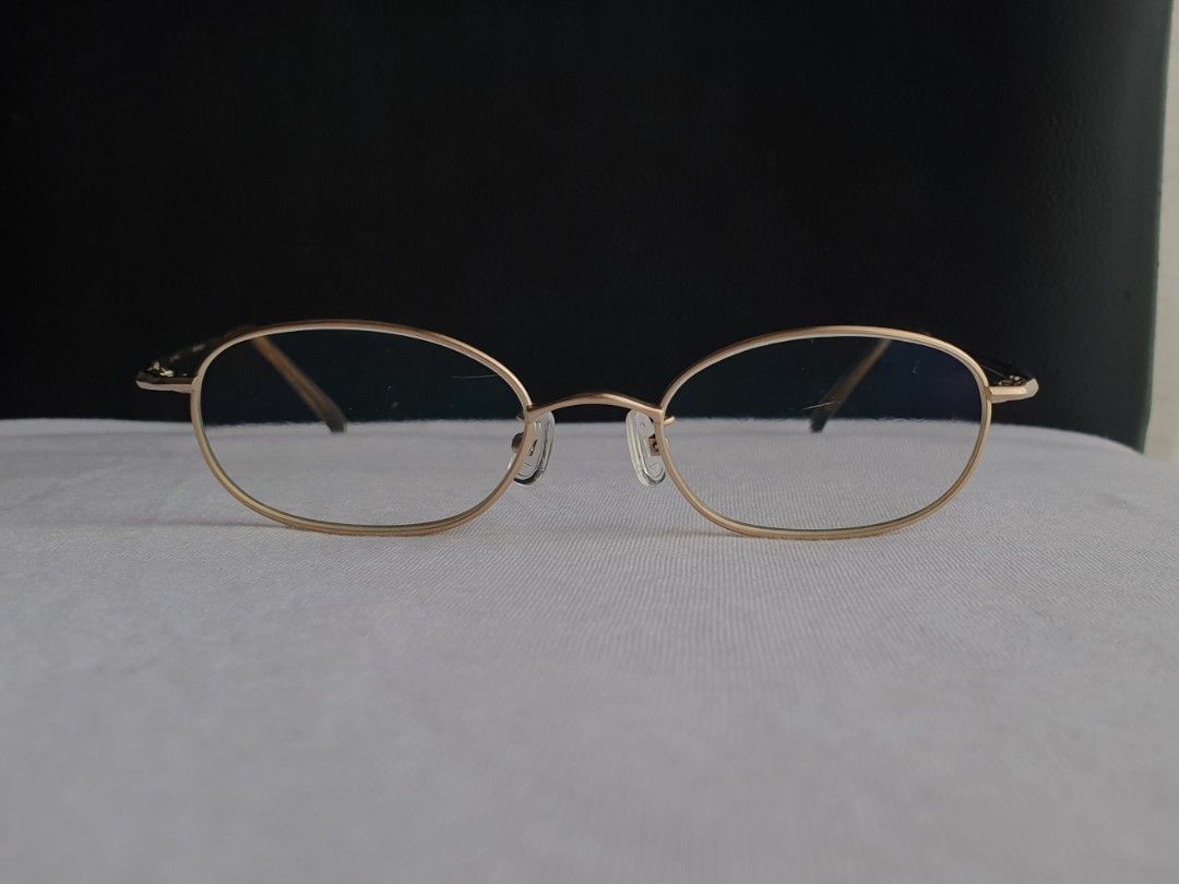 j.crew Titanium Eyeglass Frame (Category: Sunglasses & Eyewear) located in Quezon City. Submitted by WasalakTwo (Listing ID 1457702873, Image 3). Description: Bought in Japan Durable and high quality Matte Gold Goodcondition Clean and presentable Lens are graded, but replaceable Open for delivery nationwide Front Width 13.5cm Front Height 3.1cm.