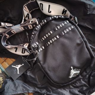 （分類：）位於 。 由 backzip 提交（商品編號 1457539876，圖片 1）。簡介： 。
