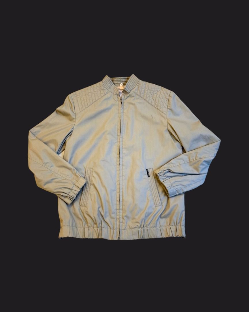 Khaki Lightweight Bomber Jacket (Category: Coats, Jackets and Outerwear) located in Mandaluyong City. Submitted by shopsunnymoody (Listing ID 1457633742, Image 1). Description: Lightweight khaki cotton biker jacket with functional side pockets and zipper | Lined, garterized cuffs and hem fits up to Medium length: 58.5 cm width: 46.5 cm 8.5/10 quality: minimal washable stain on chest area 450 php + SF.