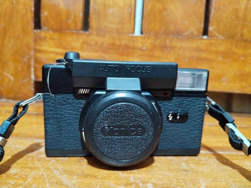 Konica Cam Vintage (Category: Cameras) located in Manila. Submitted by thrifty_cool (Listing ID 1457616005, Image 1). Description: Buy as is For collectors of Camera Not tested BUT buttons and stuffs works perfectly.