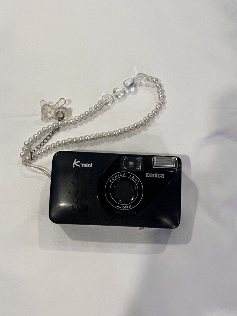 Konica Point and Shoot Film Camera (Category: Cameras) located in Quezon City. Submitted by aamnda (Listing ID 1457556261, Image 1). Description: - bought this from bangkok - used it after 1 roll only.