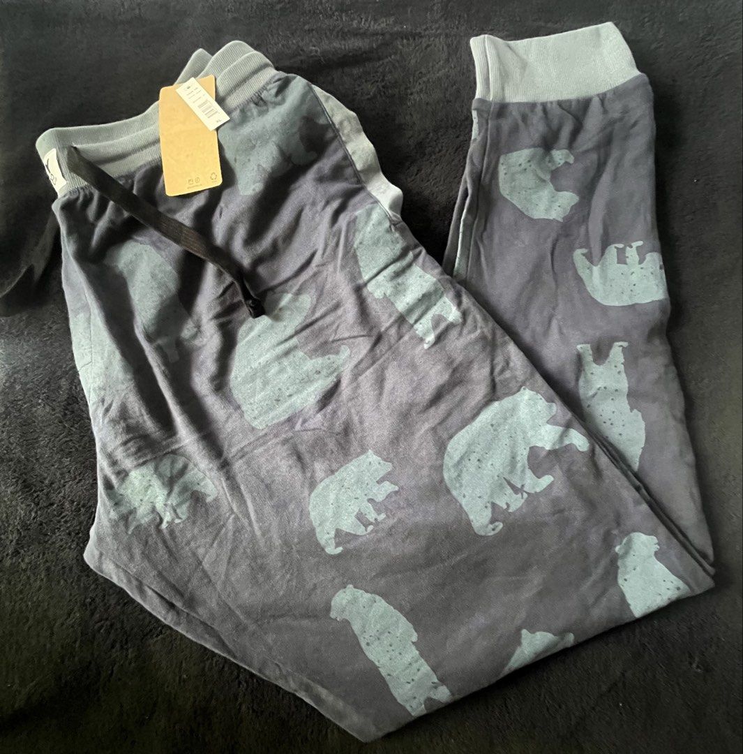 Lazy One Size XL Jogging Pants (Category: Other Bottoms) located in Manila. Submitted by swift_tiny_treasure (Listing ID 1457529718, Image 1). Description: .