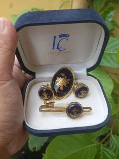 (Category: ) located in . Submitted by happeemarket (Listing ID 1457540772, Image 1). Description: .