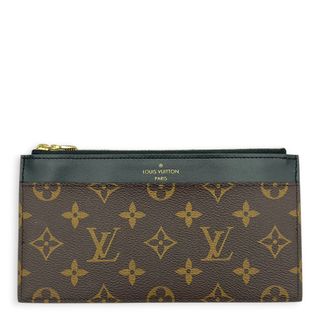 (Category: ) located in . Submitted by carousellluxury (Listing ID 1457538035, Image 1). Description: .