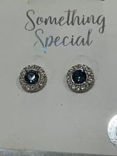 (Category: ) located in . Submitted by moonlitfinds_92 (Listing ID 1457653183, Image 1). Description: .