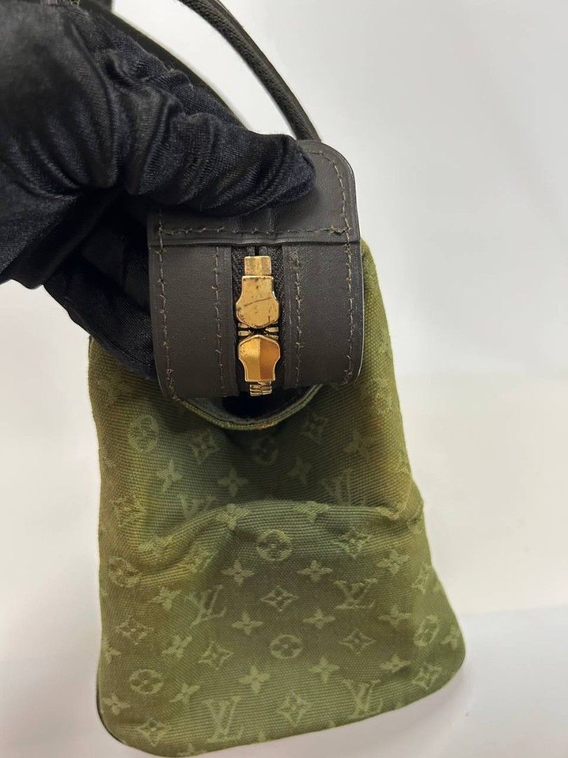 LV Khaki Monogram Mini Lin Josephine PM Bag (Category: Luxury Bags & Wallets) located in Quezon City. Submitted by cornelle_luxuryph (Listing ID 1457584951, Image 3). Description: L V Khaki Monogram Mini Lin Josephine PM bag with olive green canvass Condition: 8/10, Good to Very Good condition Dimension: 20cm (H) x 27cm (W) x 14cm (D) Price: 12,800 pesos only + optional legitgrails certificate of authenticity for 1,300 pesos only 100% authentic |