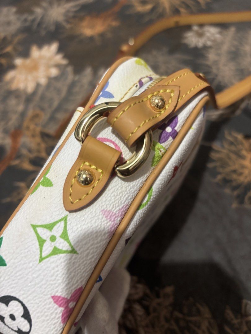 LV MURAKAMI (Category: Luxury Bags & Wallets) located in Alcala. Submitted by dela.sole (Listing ID 1457612490, Image 2). Description: Authentic No issue Sign of usage only.
