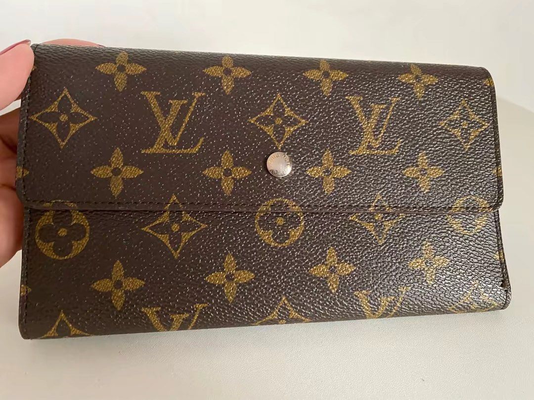 Lv trifold long wallet (Category: Luxury Bags & Wallets) located in Valenzuela. Submitted by leneluxe (Listing ID 1457626453, Image 1). Description: Lv long wallet trifold Leather material Good condition Minimal signs of use only Japan source .