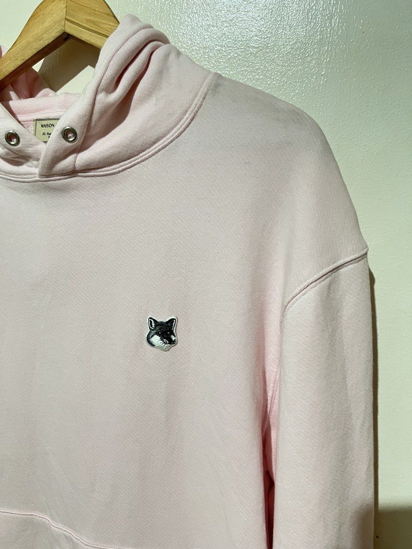 Maison Kitsuńe (Category: Coats, Jackets and Outerwear) located in Davao. Submitted by rel18 (Listing ID 1457601184, Image 3). Description: Maison Kitsuńe Orig Excellent Large Dimes 21x 27 Condi 9.7/10 Wash .