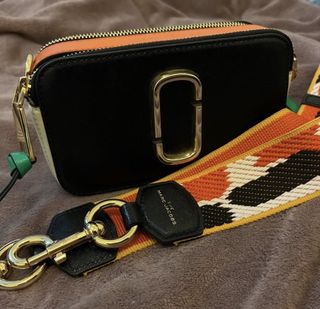 (Category: ) located in . Submitted by liyaa.preloved (Listing ID 1457608999, Image 1). Description: .