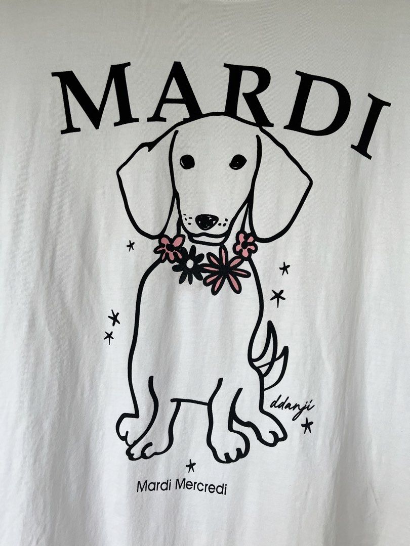 Mardi Mercredi Ddanji Necklace Tshirt (Category: Shirts) located in Malabon City. Submitted by diyenss (Listing ID 1457543739, Image 3). Description: —used, with stains —free size, runs big, can fit S-L —bought from their kr website —no laid flat measurements —no when worn mop: gcash or bdo mod: sdd or gogo xpress loc: malabon city.