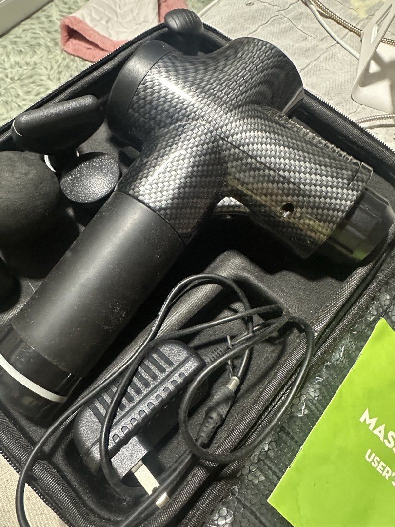 Massage gun (Category: Massage Devices) located in Caloocan City. Submitted by trebdy01 (Listing ID 1457649090, Image 1). Description: Big massage gun .