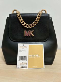 (Category: ) located in . Submitted by genshop2019 (Listing ID 1457687105, Image 1). Description: .