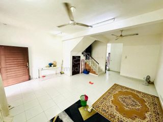 (Category: ) located in . Submitted by aidilsarwani (Listing ID 1445779031, Image 1). Description: .