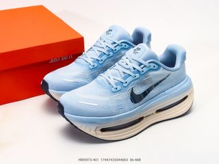 (Category: ) located in . Submitted by outlet_sneakers_shop (Listing ID 1457534255, Image 1). Description: .