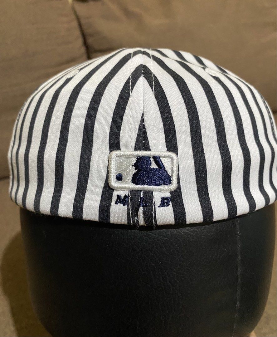 NY MLB (Category: Caps & Hats) located in Cebu City. Submitted by patspickph (Listing ID 1457646035, Image 3). Description: NY MLB Close Cap. Size XS/S on tag but Fits size M aswell. Excellent Condition.