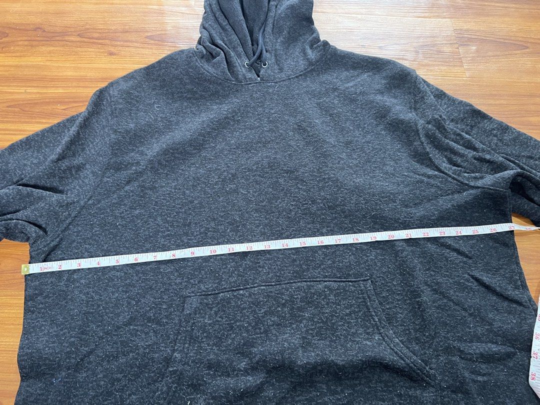 Old Navy fleece pullover hoodie charcoal heather (Category: Activewear) located in Manila. Submitted by declutteringlangpo (Listing ID 1457551620, Image 3). Description: Length: 28 Width: 27 Sleeve: 32.