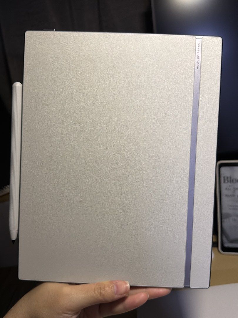 Onyx BOOX Go 10.3 Series E-reader with Stylus and Case (Category: E-Readers) located in Mandaluyong City. Submitted by msmika (Listing ID 1457613787, Image 3). Description: - Onyx BOOX Go 10.3 - Color white - Includes original stylus - Comes with a black magnetic folio case - Magnetic stylus attachment - 64 GB storage - 4GB RAM - complete inclusions RFS: need extra funds.