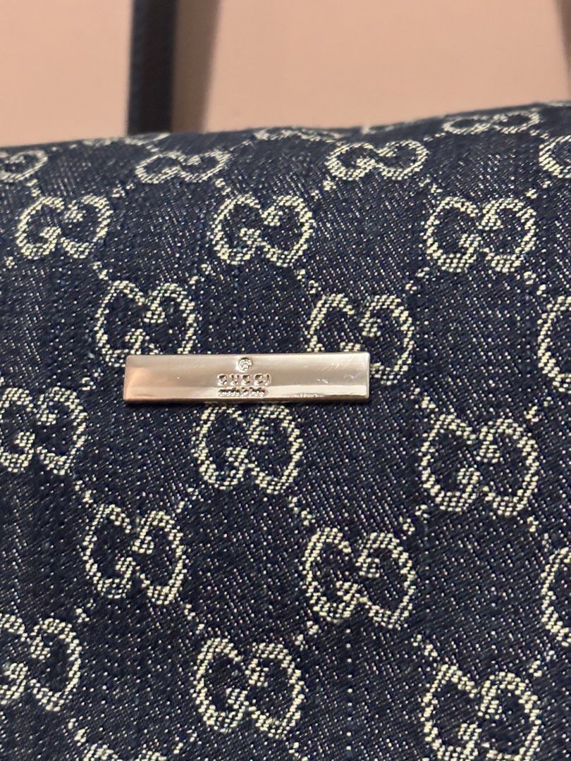 orig gucci vintage (Category: Luxury Bags & Wallets) located in Manila. Submitted by shiny.gengar (Listing ID 1457676369, Image 3). Description: authentic no issue.