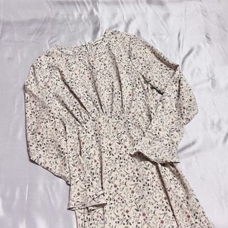(Category: ) located in . Submitted by freshandpreloved (Listing ID 1457659018, Image 1). Description: .