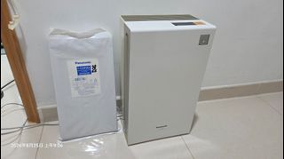 （分類：）位於 。 由 lebonSimon 提交（商品編號 1456326427，圖片 1）。簡介： 。